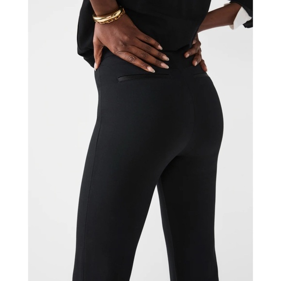Spanx SPANXsupersmooth PerfectFit Ponte Flare Pant in Black Size XL - Picture 5 of 13